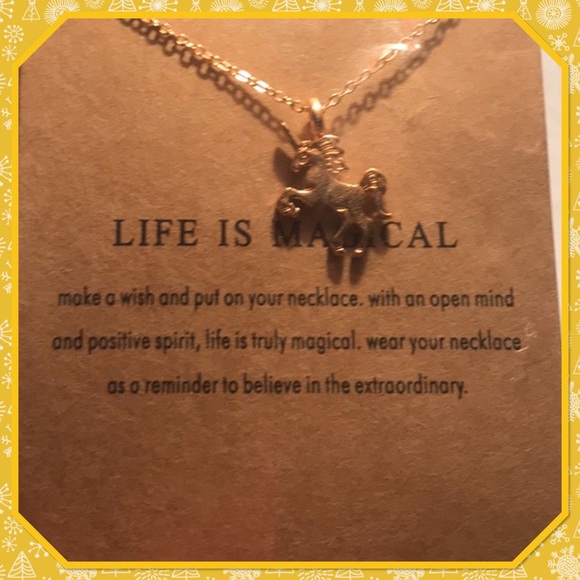 🦄 Gold Plated Unicorn Pendant Necklace🦄 - Picture 3 of 3